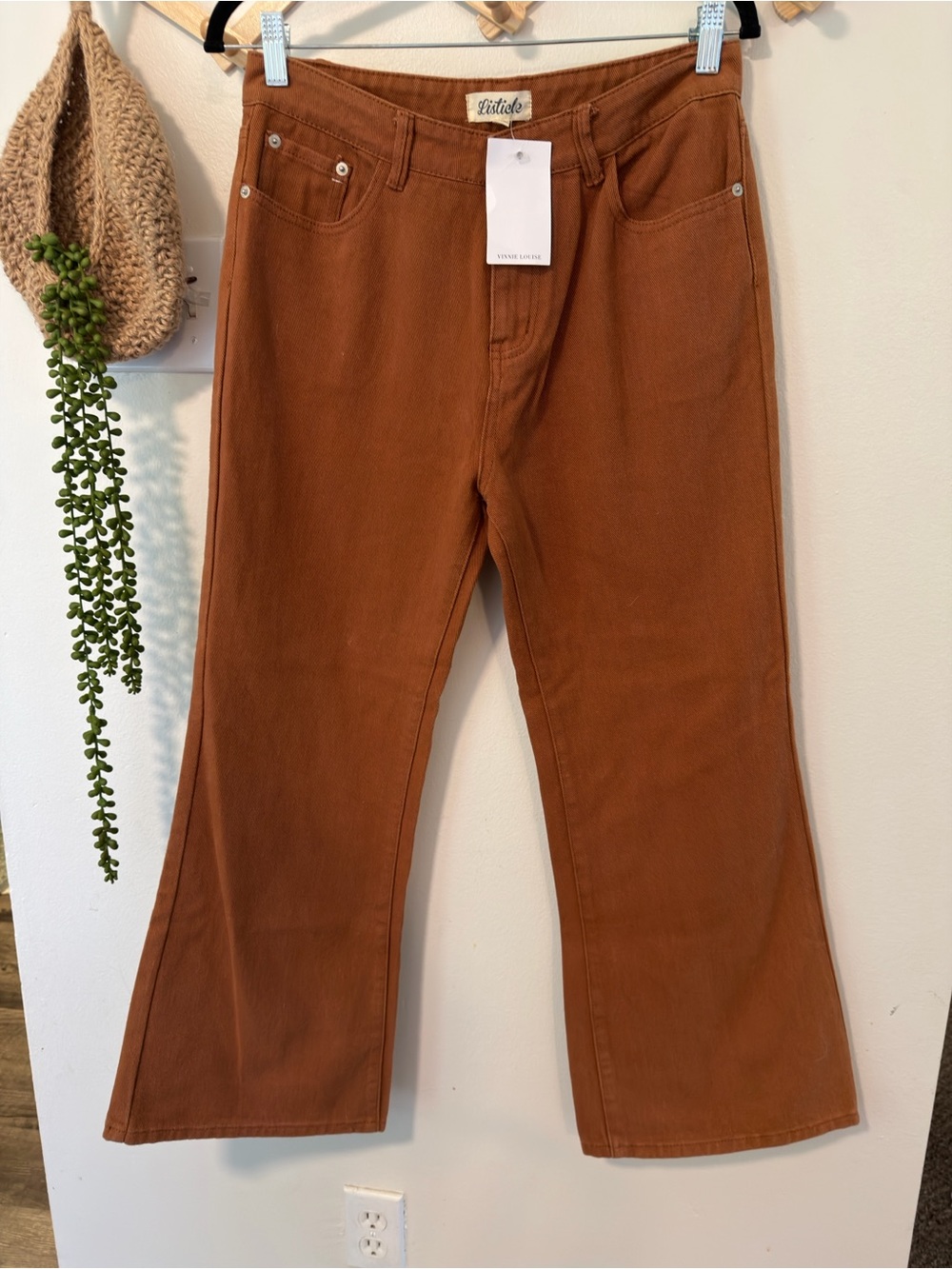 Listicle Wide-Leg High-Rise Jeans — Rust Brown